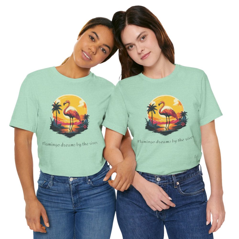 Flamingo Sunset – Unisex T-shirt