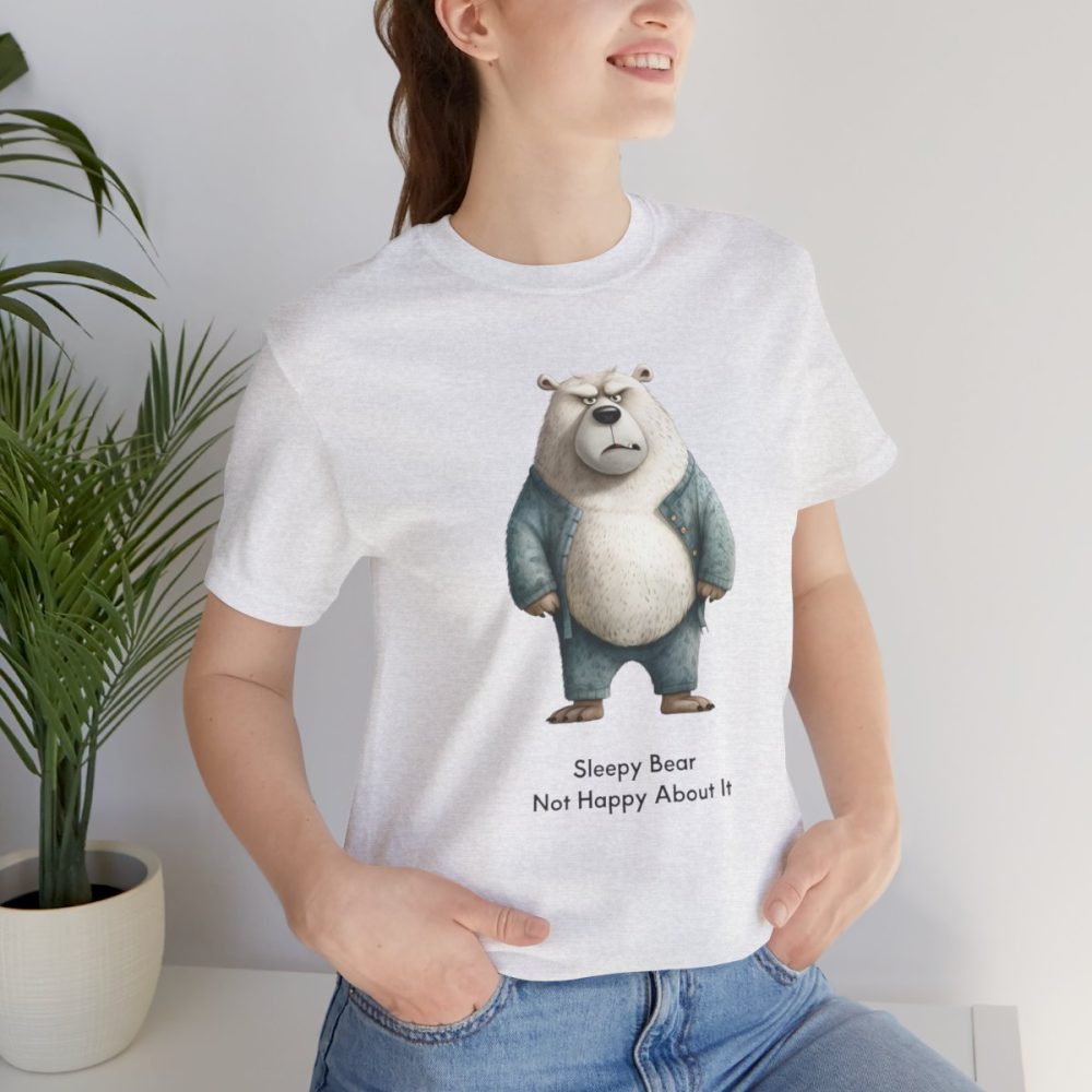 Sleepy Angry Polar Bear – Unisex T-shirt