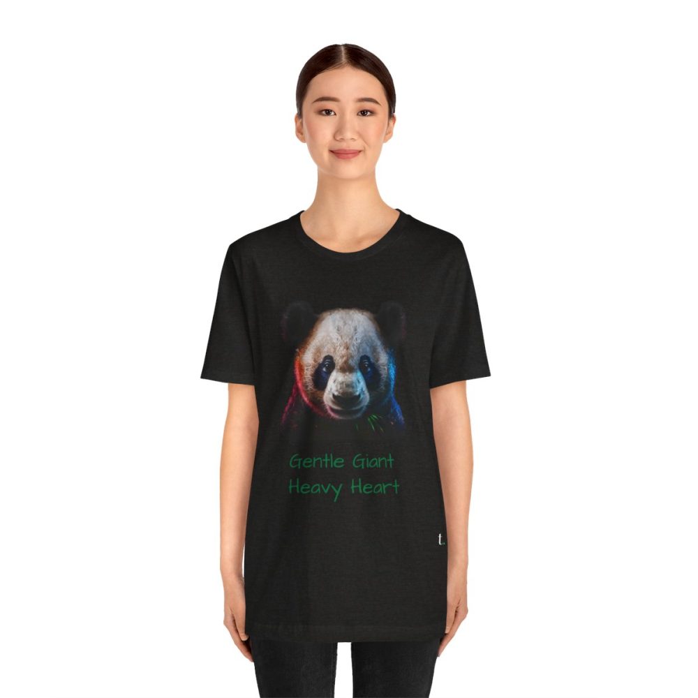 Cute Panda Portrait – Unisex T-shirt