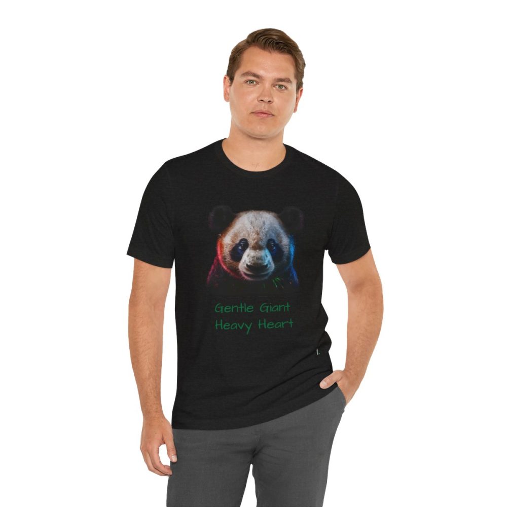 Cute Panda Portrait – Unisex T-shirt