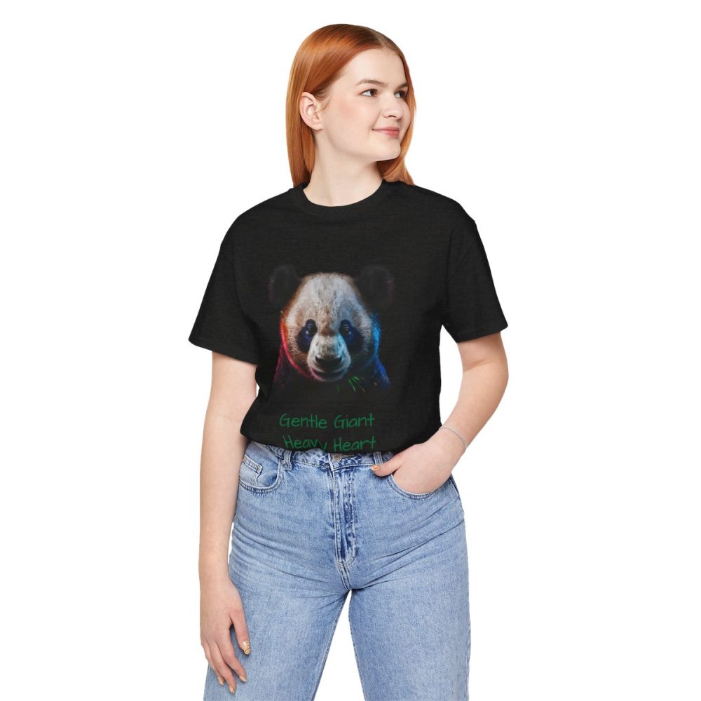 Cute Panda Portrait – Unisex T-shirt