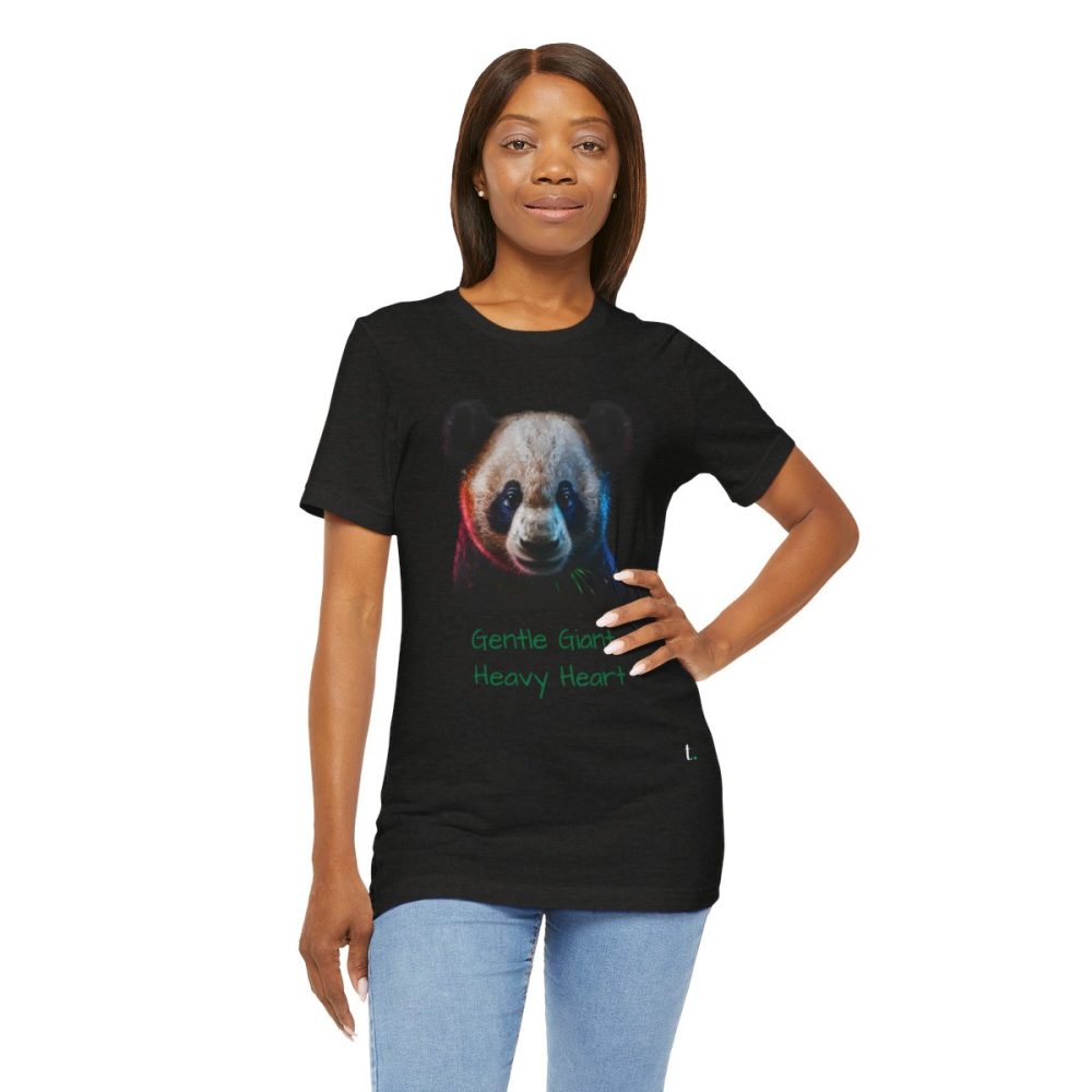 Cute Panda Portrait – Unisex T-shirt