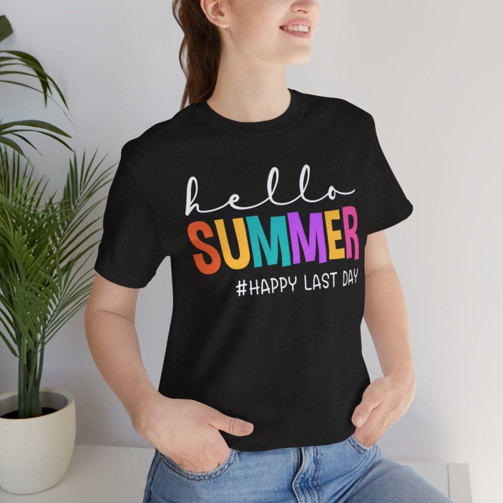 Hello Summer – Unisex T-shirt