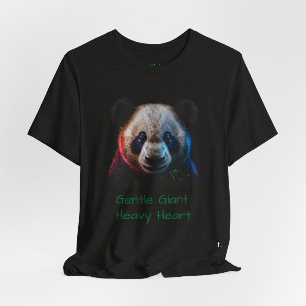 Cute Panda Portrait – Unisex T-shirt