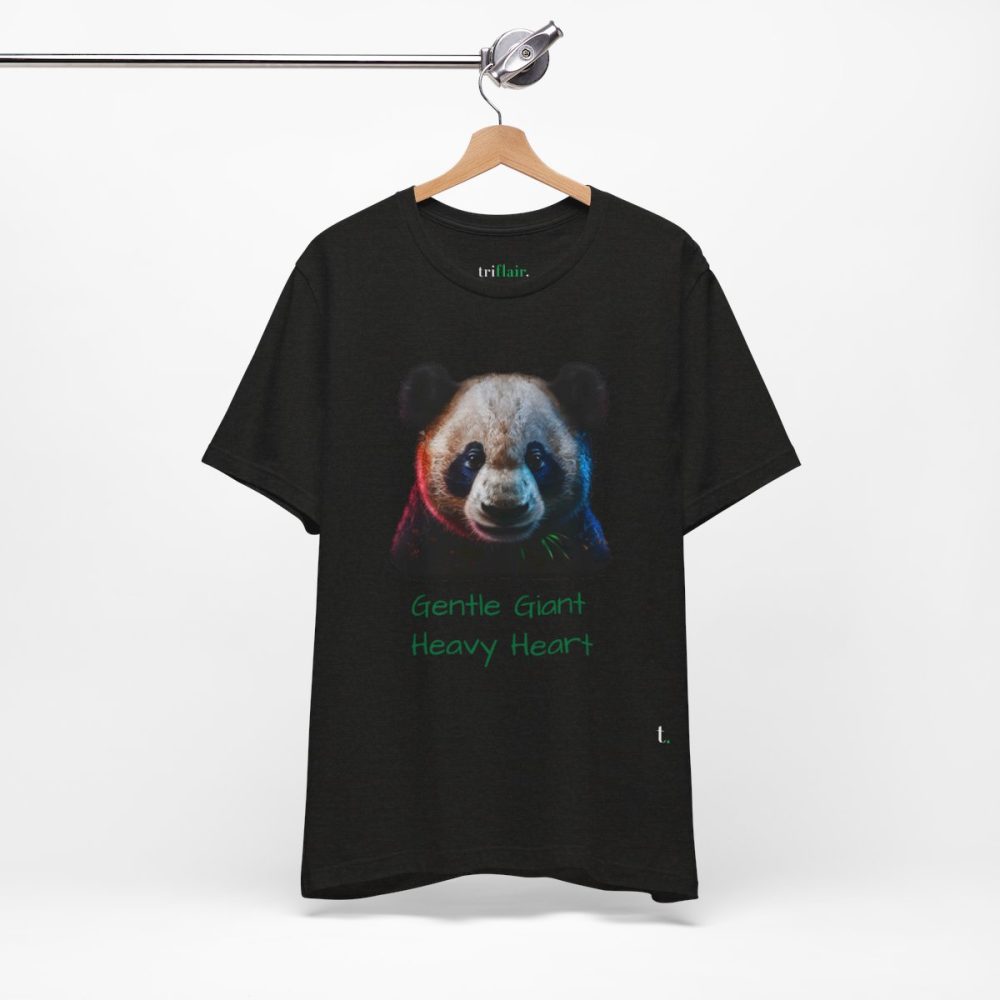 Cute Panda Portrait – Unisex T-shirt